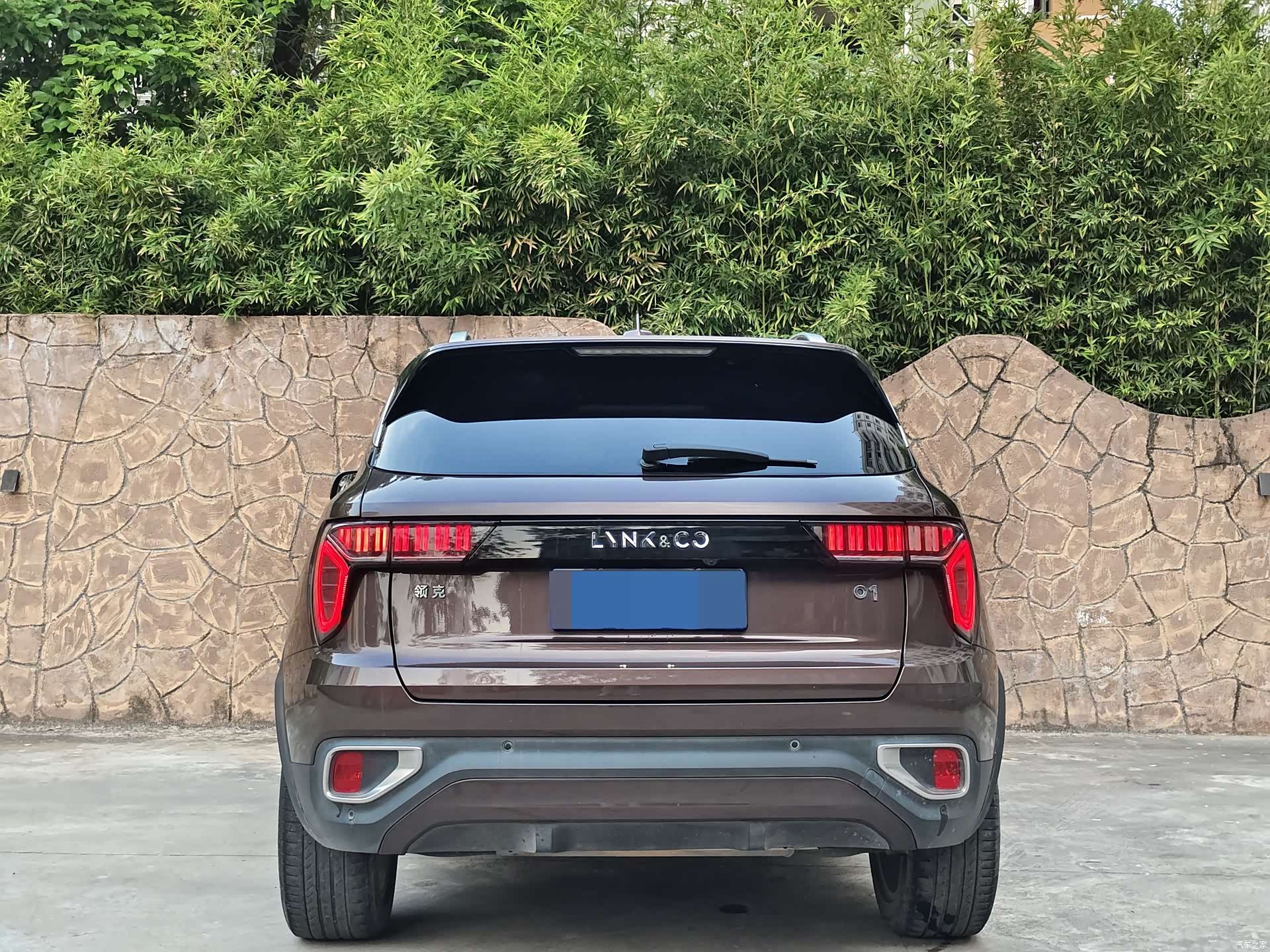 Lynk & Co 01, 2019 все фото