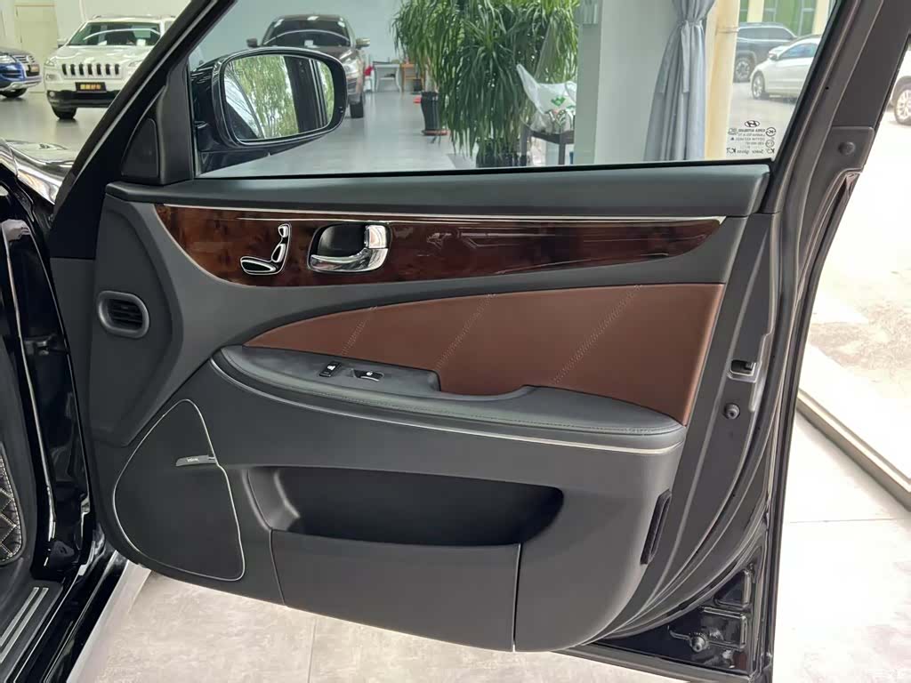 Hyundai 3.8, 2013 9