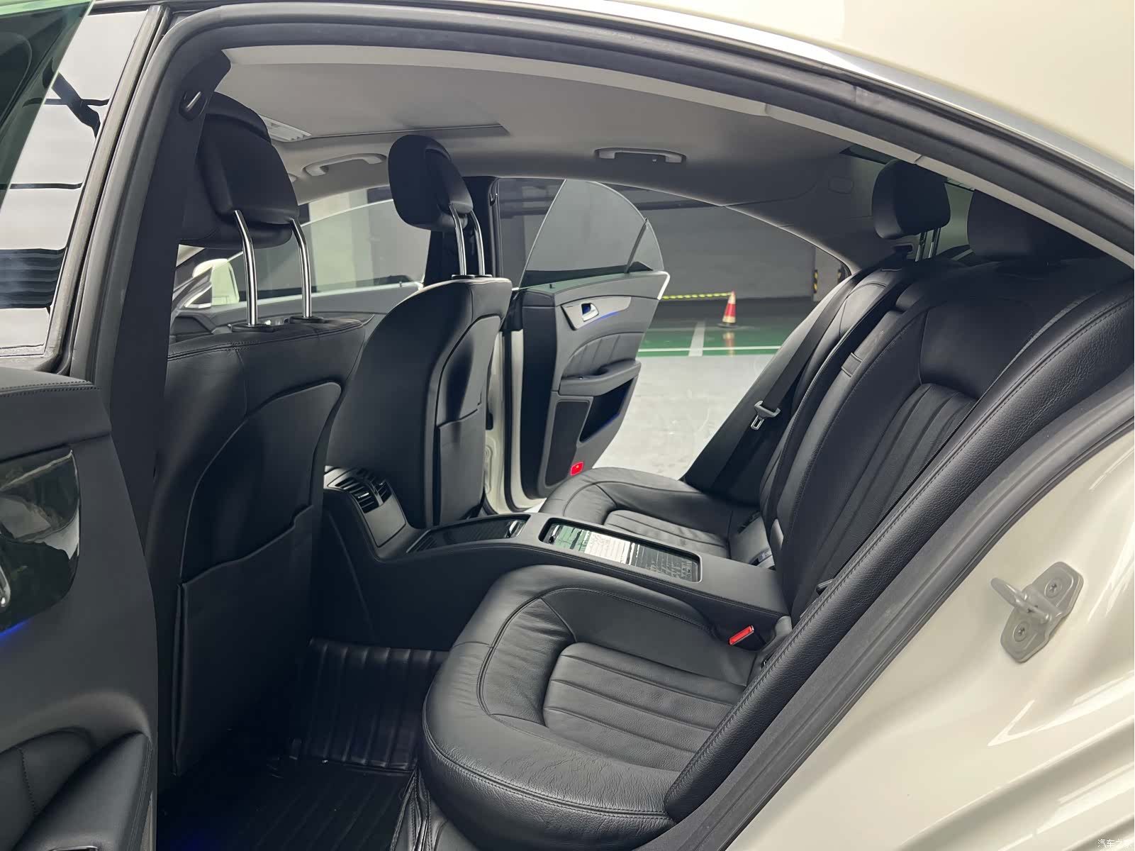 Mercedes-Benz CLS, 2016 6