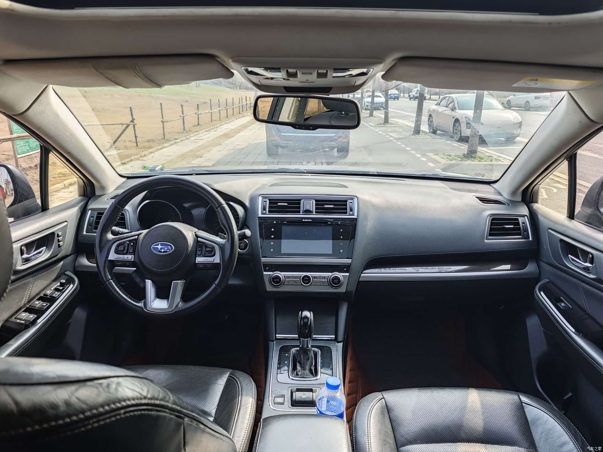 Subaru Outback, 2016 все фото