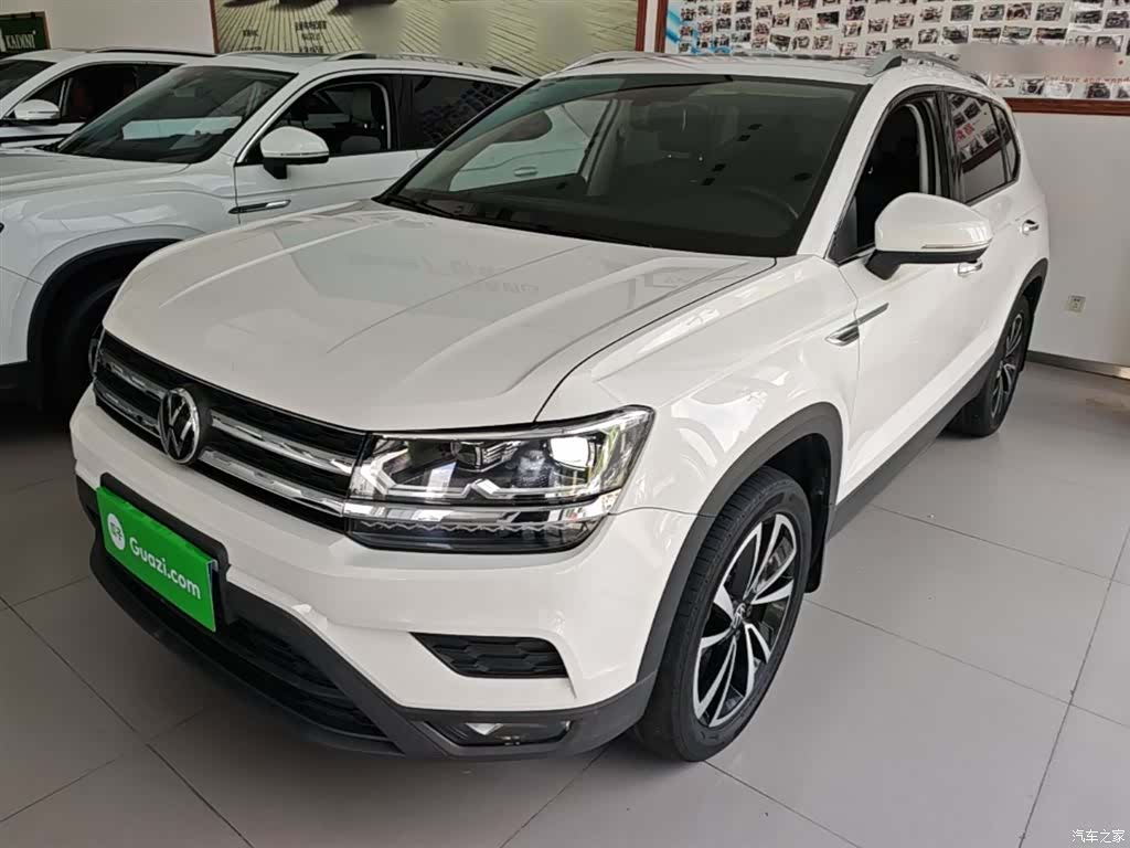 Volkswagen Tharu