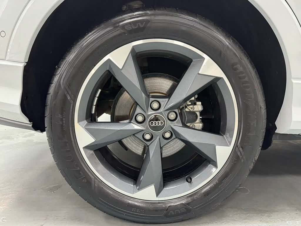 Audi Q3, 2022 19