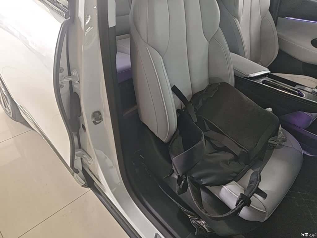 Buick E5, 2023 25