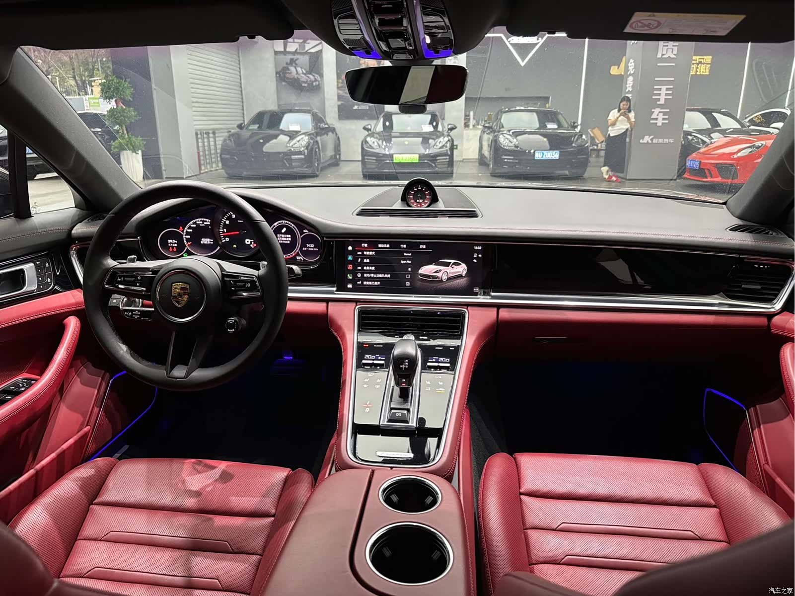Porsche Panamera, 2022 11
