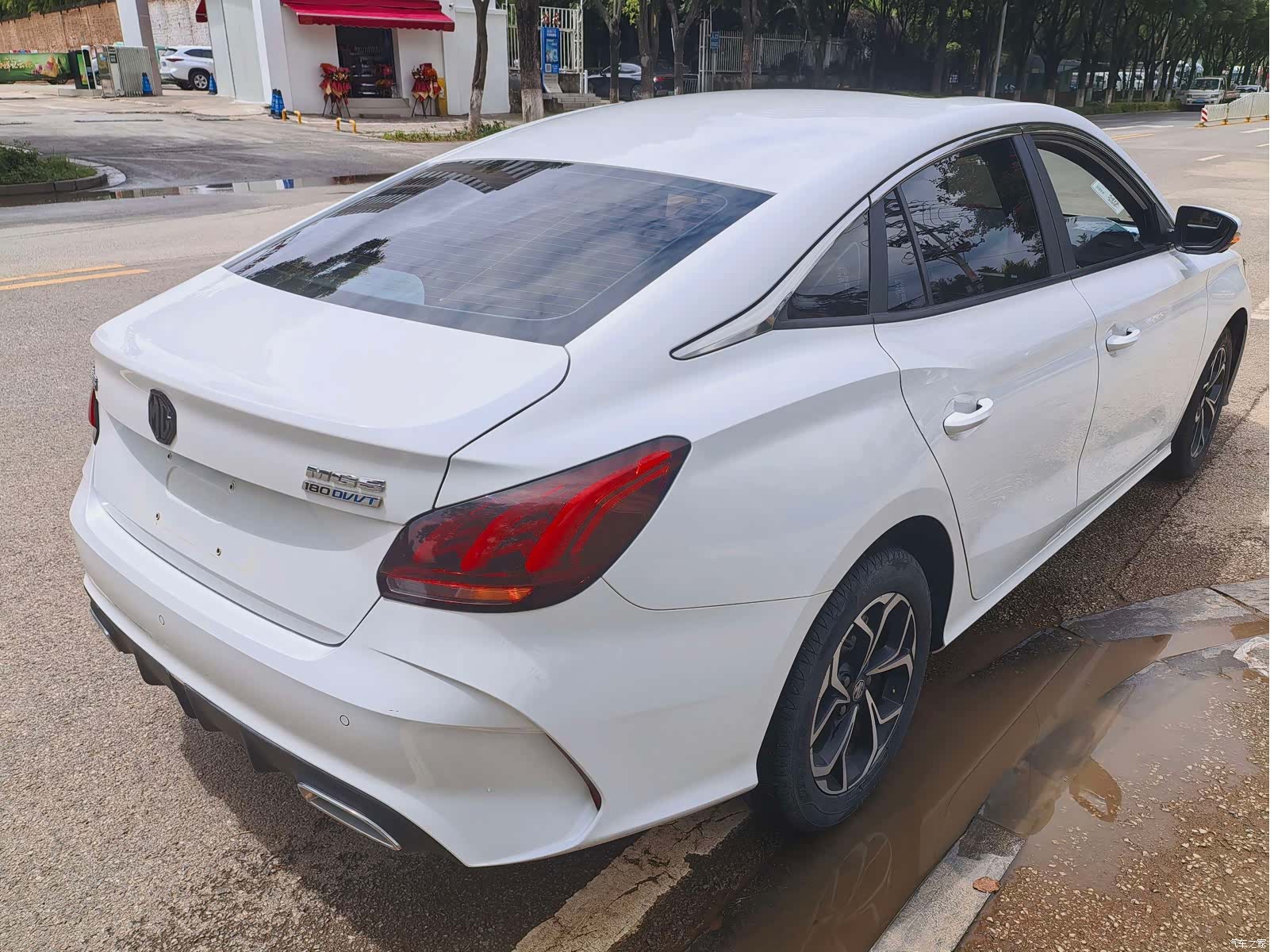 MG MG5, 2021 9