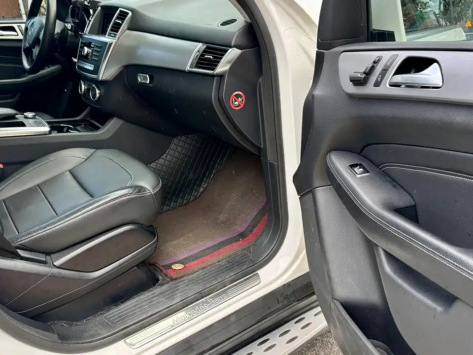 Mercedes-Benz M class