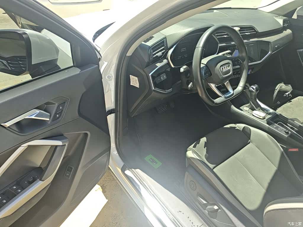 Audi Q3, 2022 16