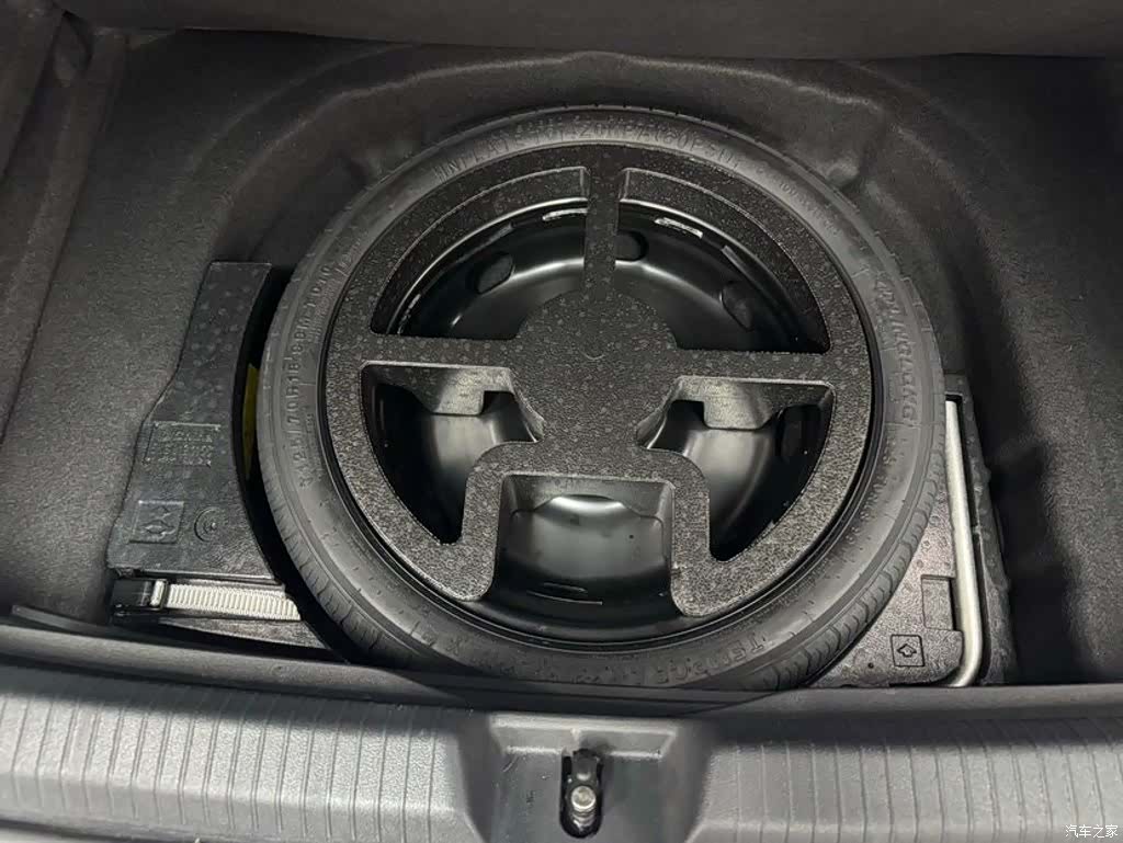 Volkswagen Golf, 2023 18
