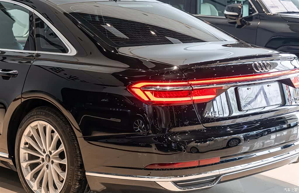 Audi A8L, 2021 16