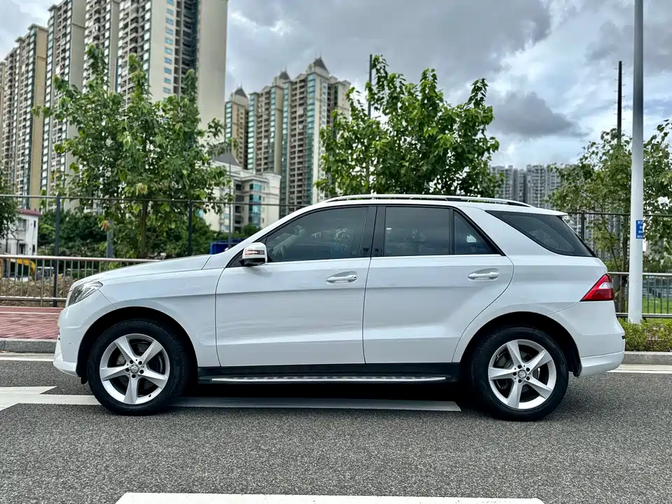 Mercedes-Benz M class