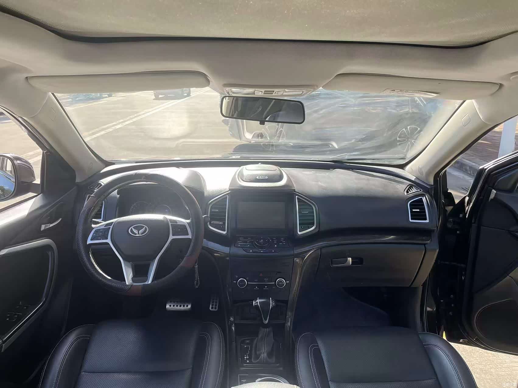 BAIC S6, 2017 10