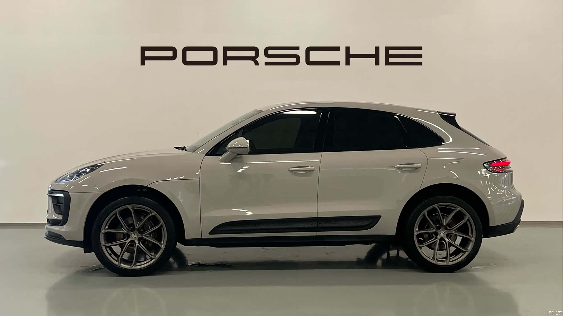 Porsche Macan, 2023 6