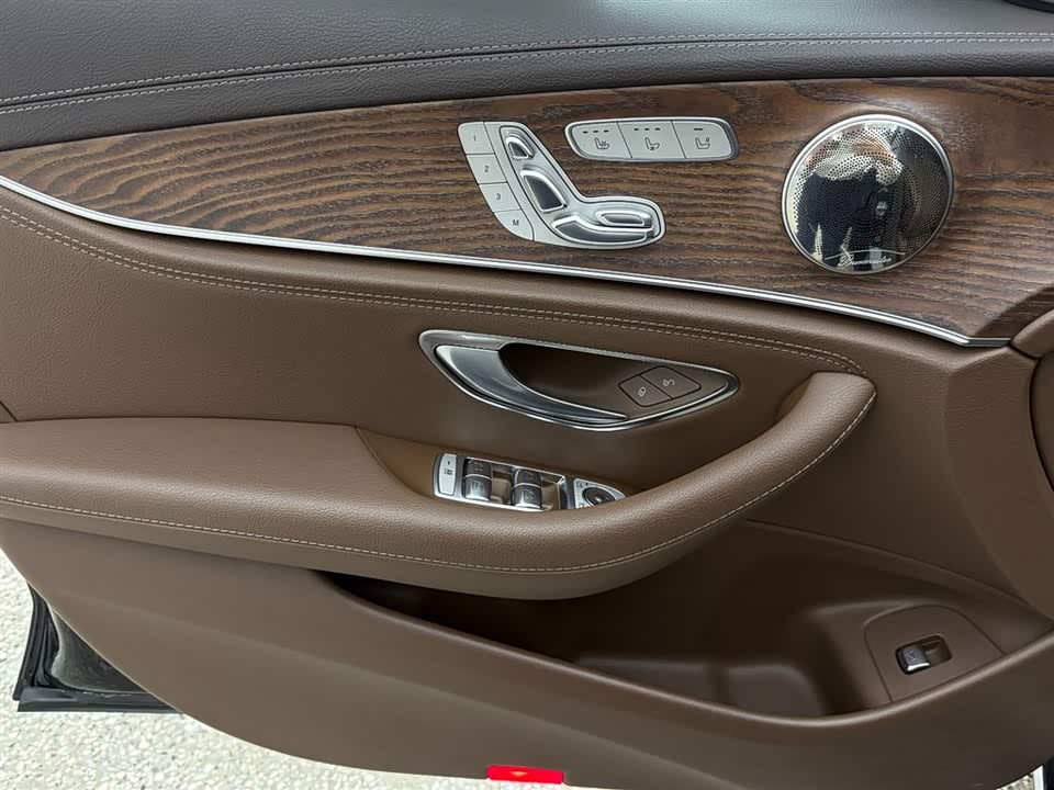 Mercedes-Benz E-class Mercedes-Benz E-class
