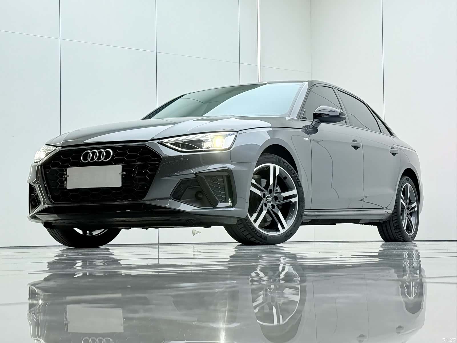 Audi A4L, 2023 2