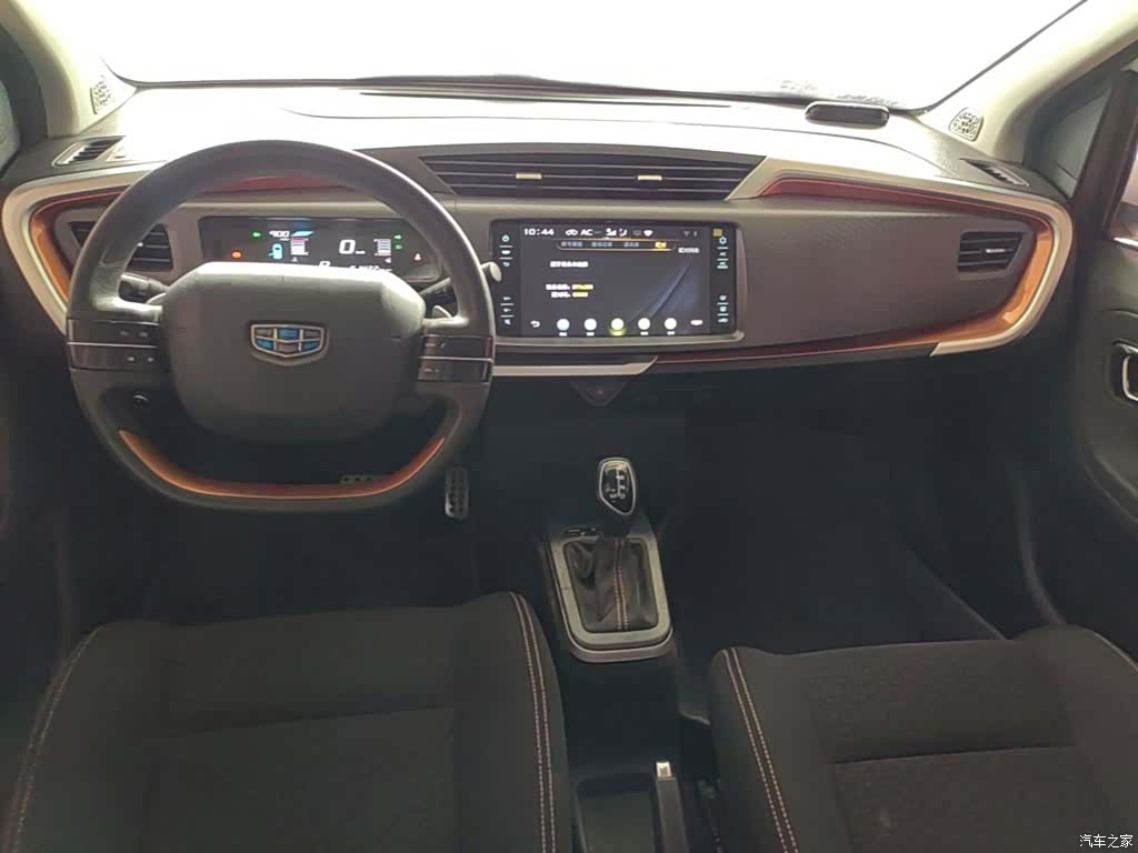 Geely X1, 2018 10