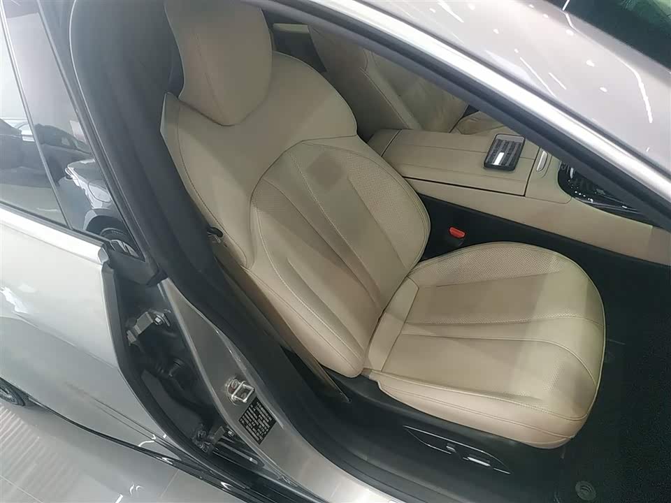 XPENG P7 XPENG P7