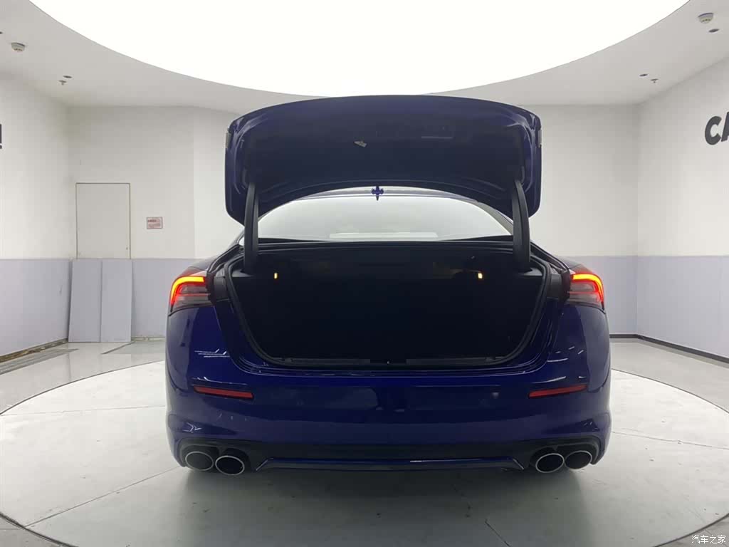Maserati Ghibli, 2022 29
