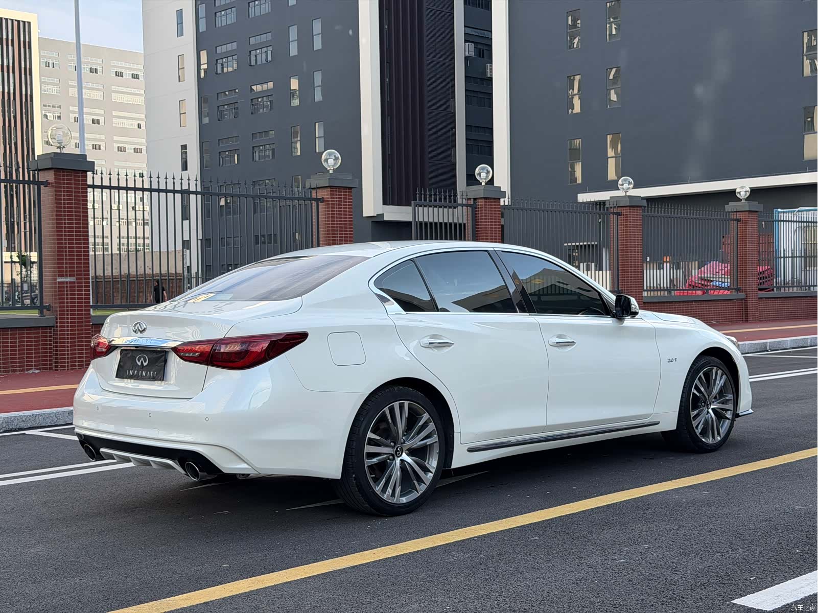 Infiniti Q50L, 2020 все фото