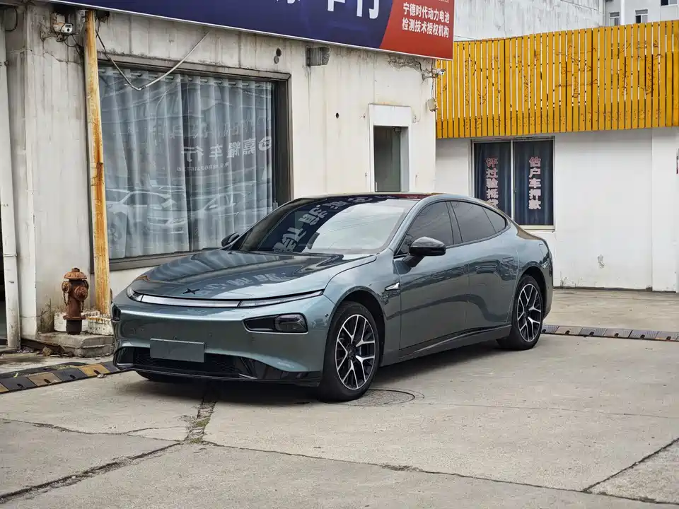 XPENG P7