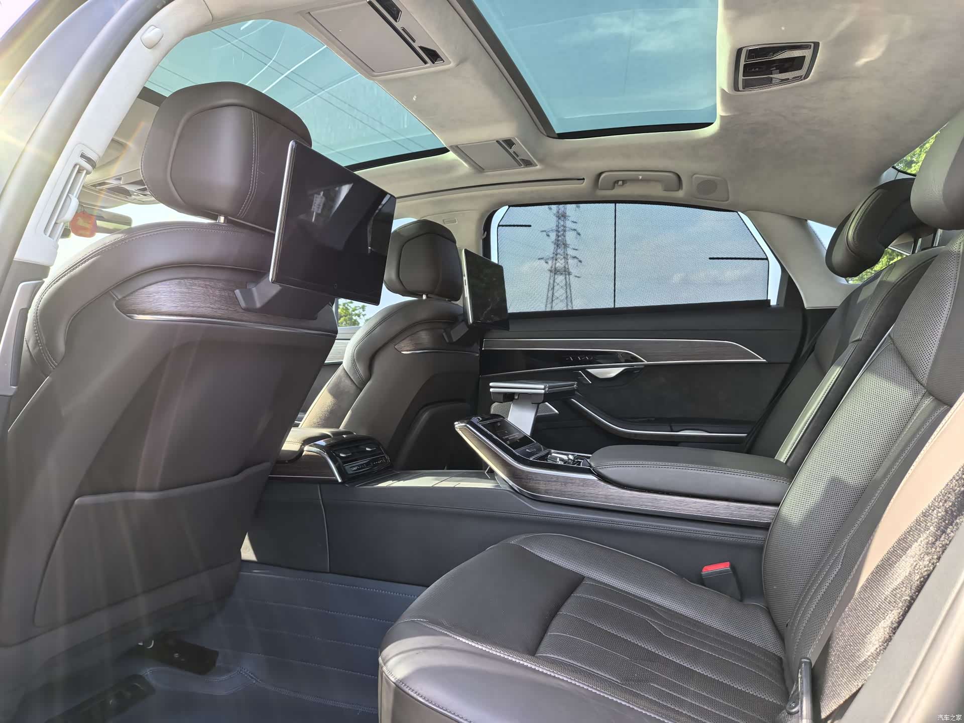 Audi A8L, 2021 9