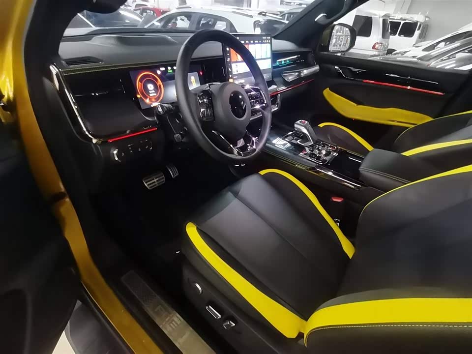 Great Wall Mountain and sea cannon