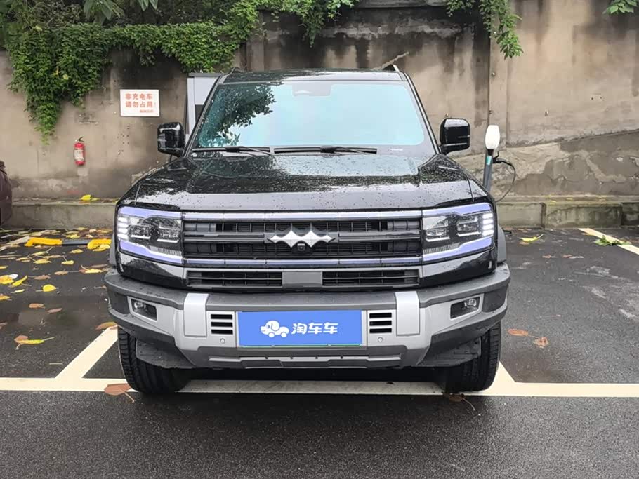 BYD Leopard 5 BYD Leopard 5
