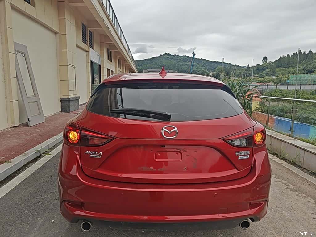Mazda Mazda3, 2018 6