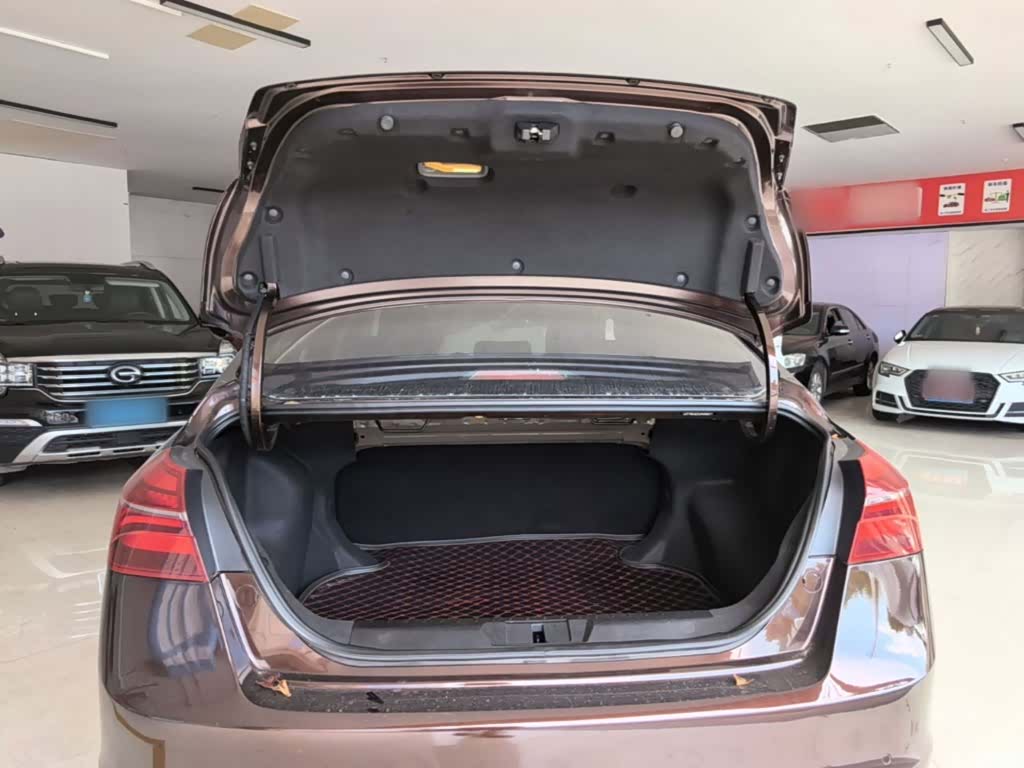 Geely Emgrand, 2019 19