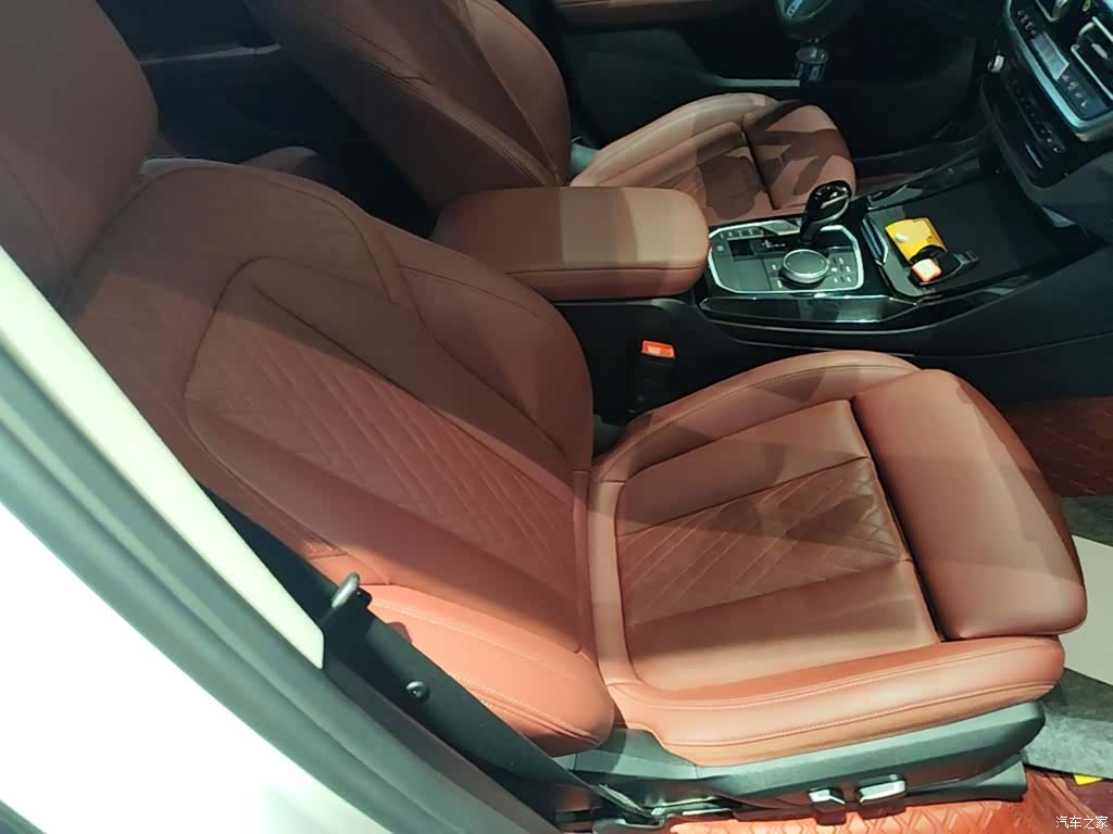 BMW X3, 2024 25