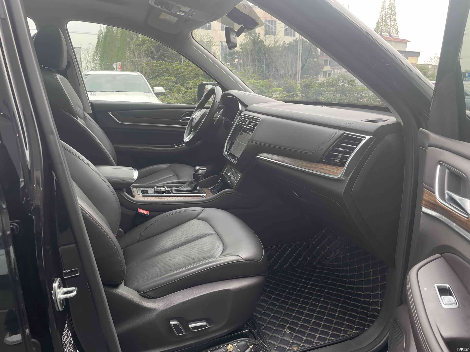 Roewe RX8, 2019 20