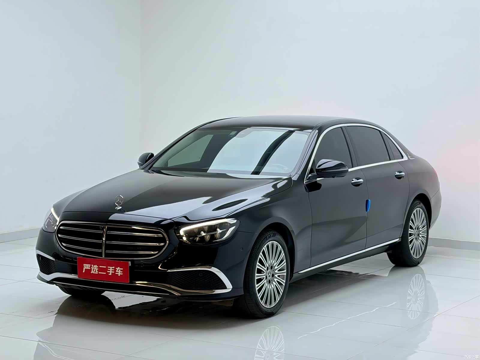 Mercedes-Benz E-Class, 2023 1