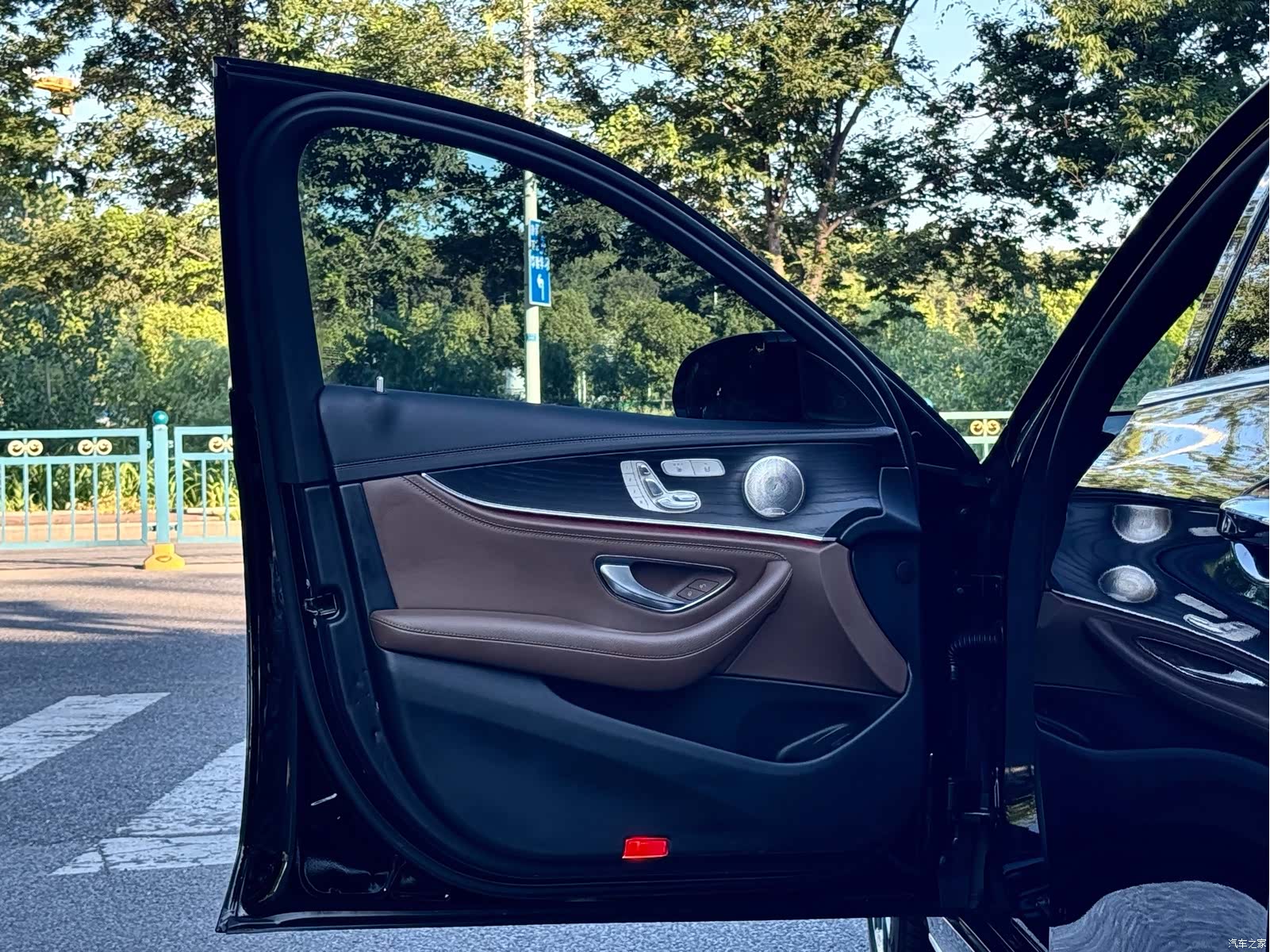 Mercedes-Benz E-Class, 2023 7