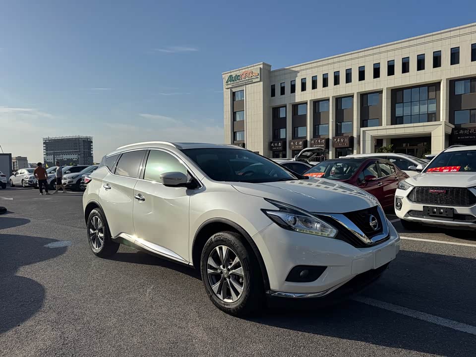 Nissan Loulan