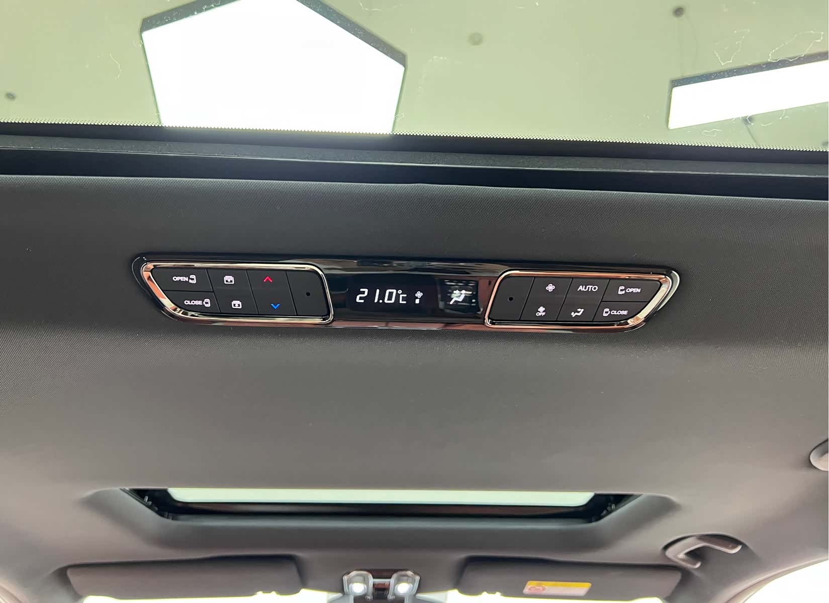 Trumpchi M8, 2025 20