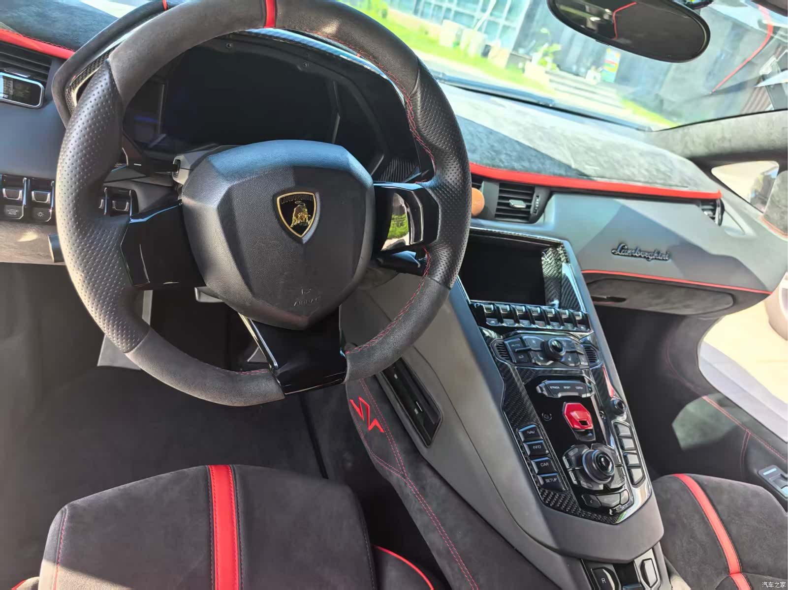Lamborghini Aventador, 2013 7