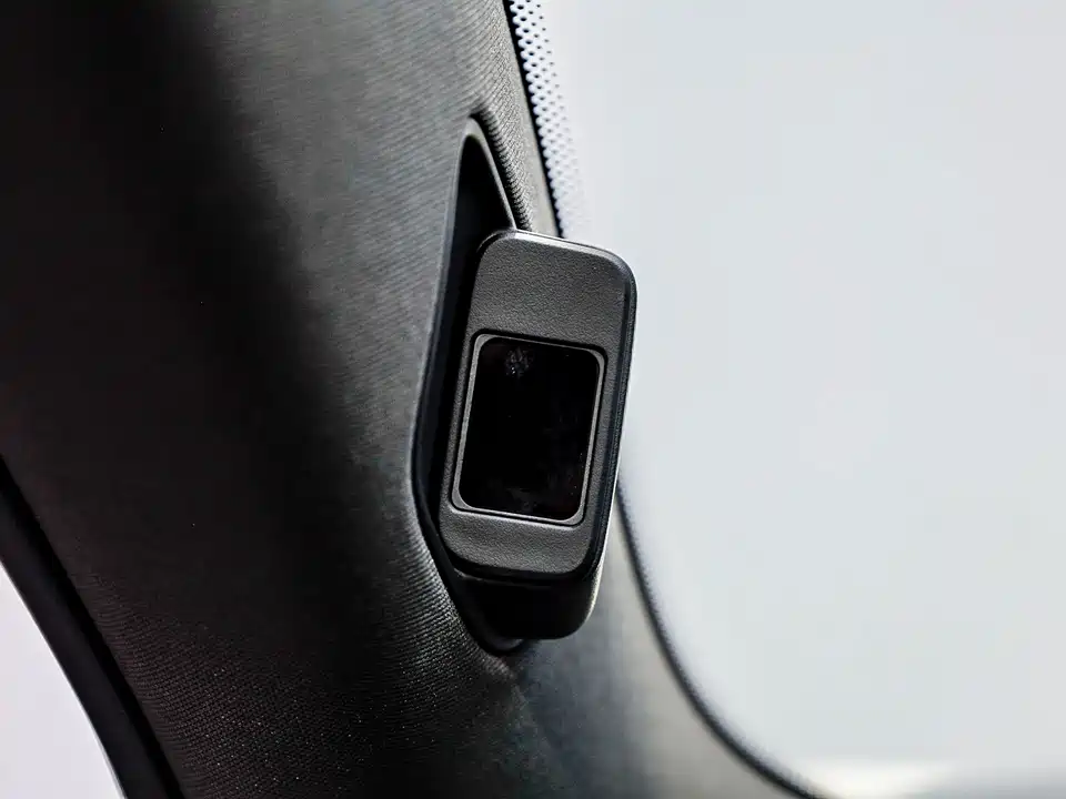 AITO Ask the world M9