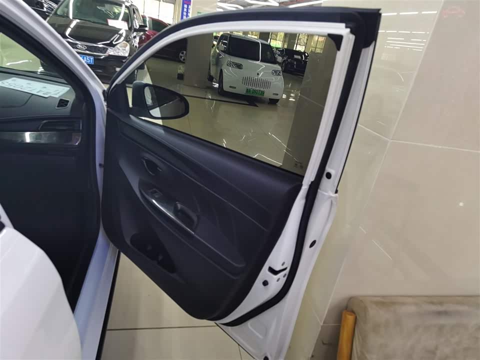 Toyota YARiS L Zhixuan