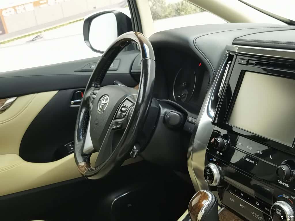 Toyota Alphard, 2017 22