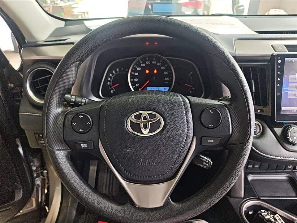 Toyota RAV4 Rongfang