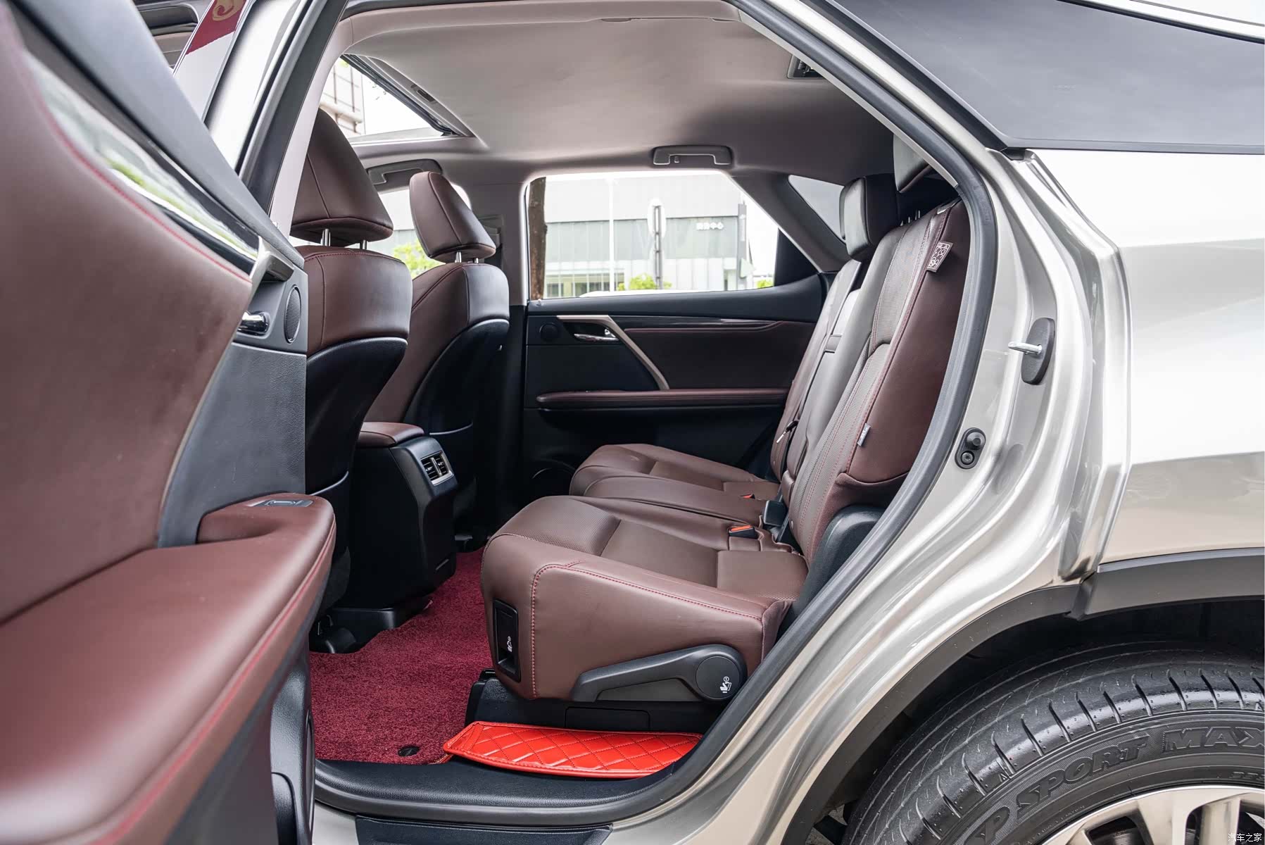 Lexus RX, 2021 все фото