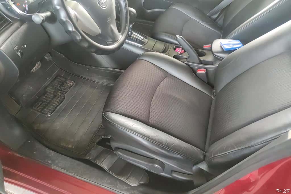 Nissan Tiida, 2012 9