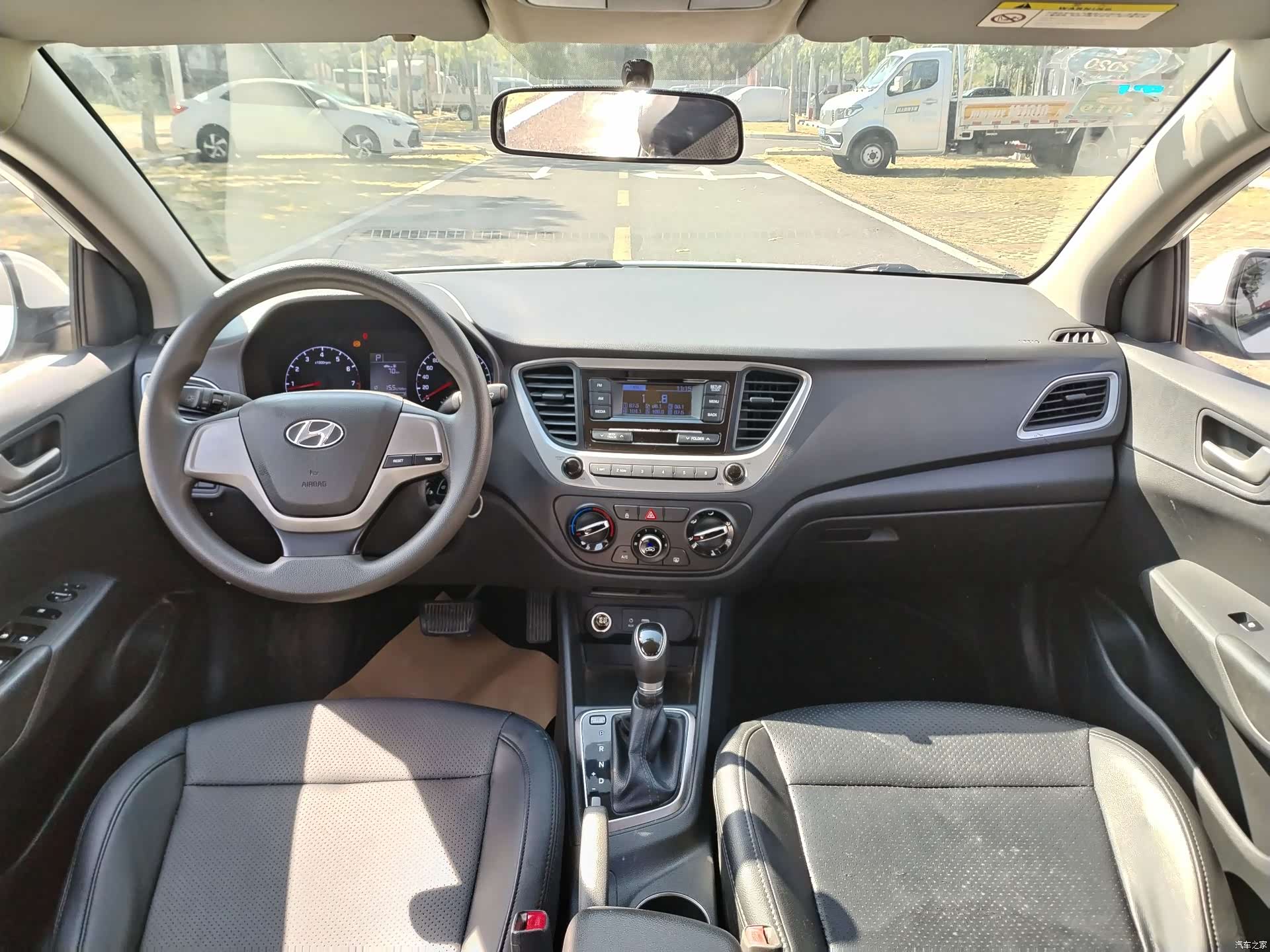 Hyundai GLS, 2017 16