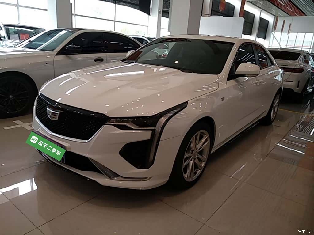 Cadillac CT4, 2023 1