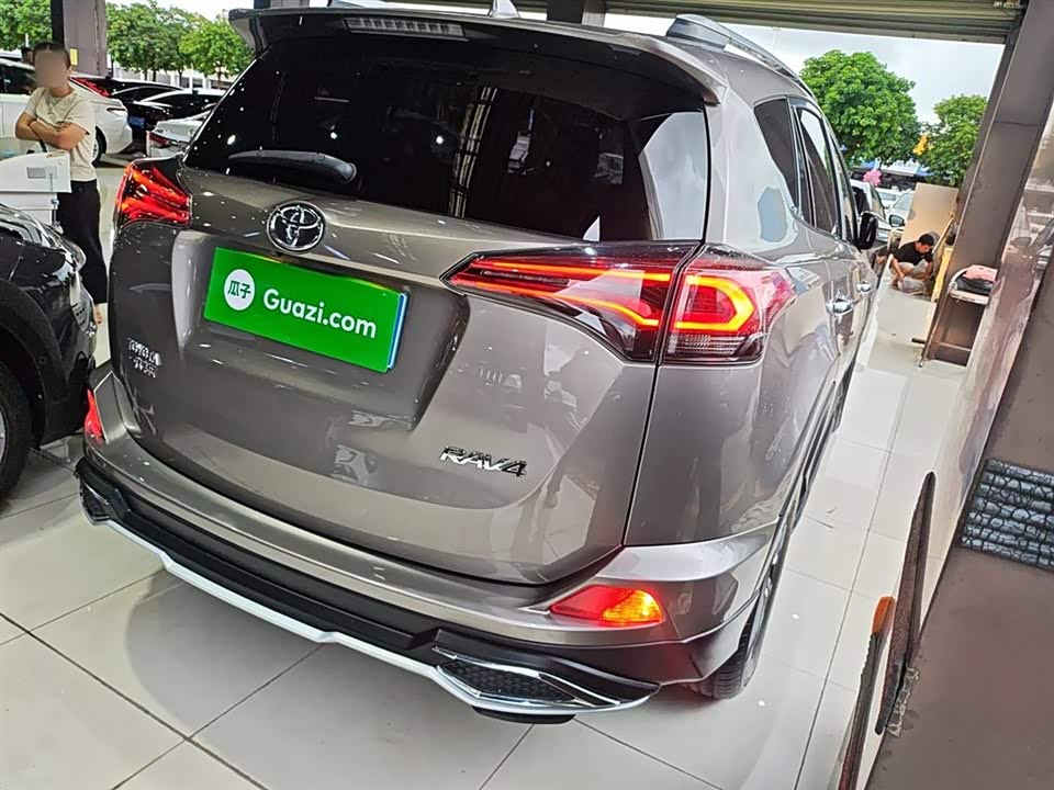 Toyota RAV4 Rongfang