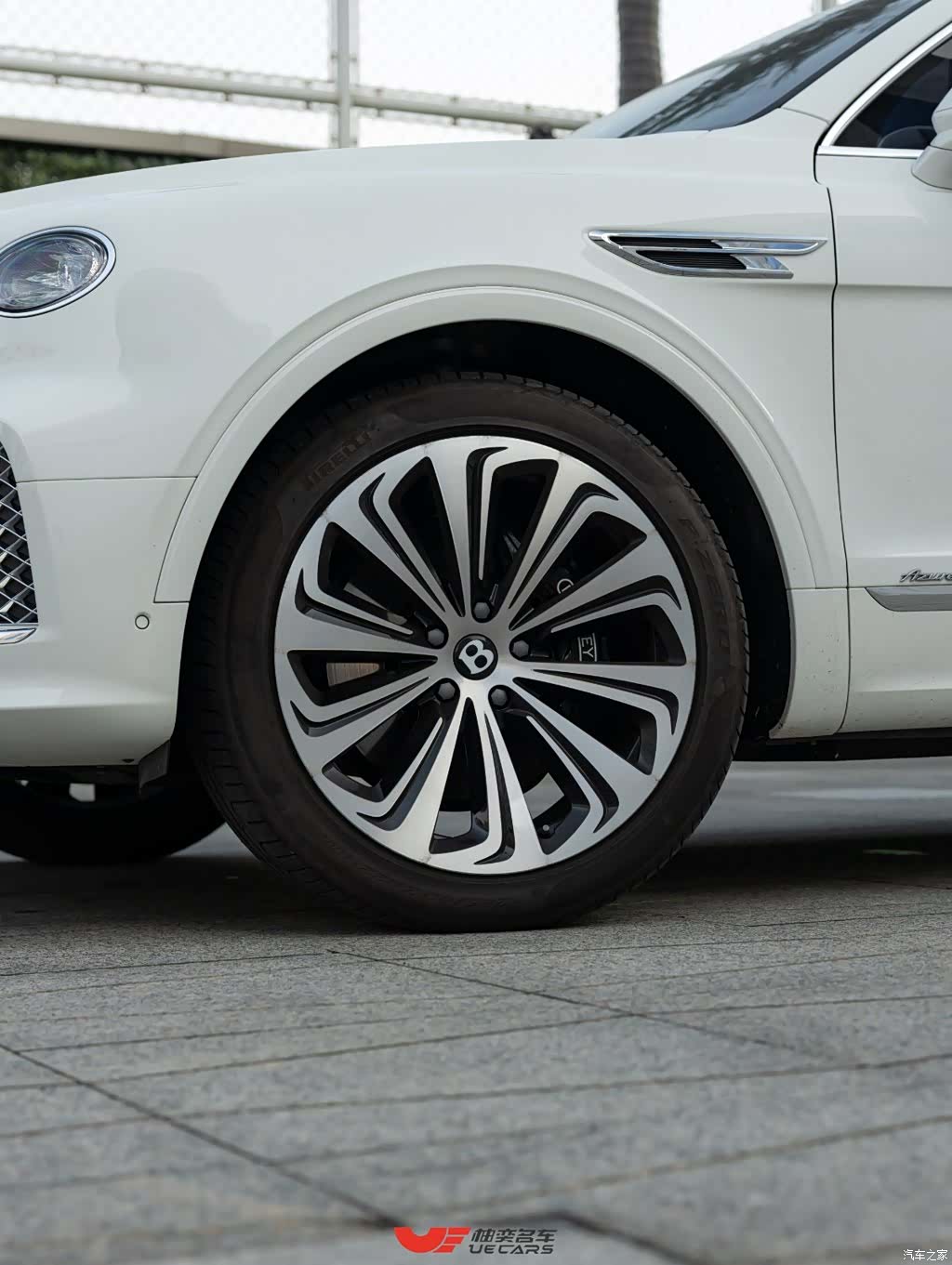 Bentley Bentayga, 2026 7