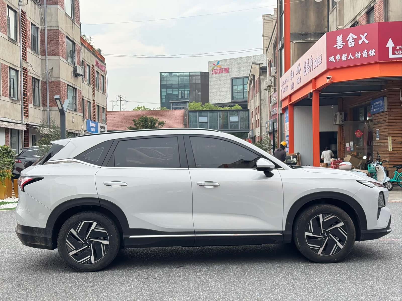 Wuling Starlight, 2024 7