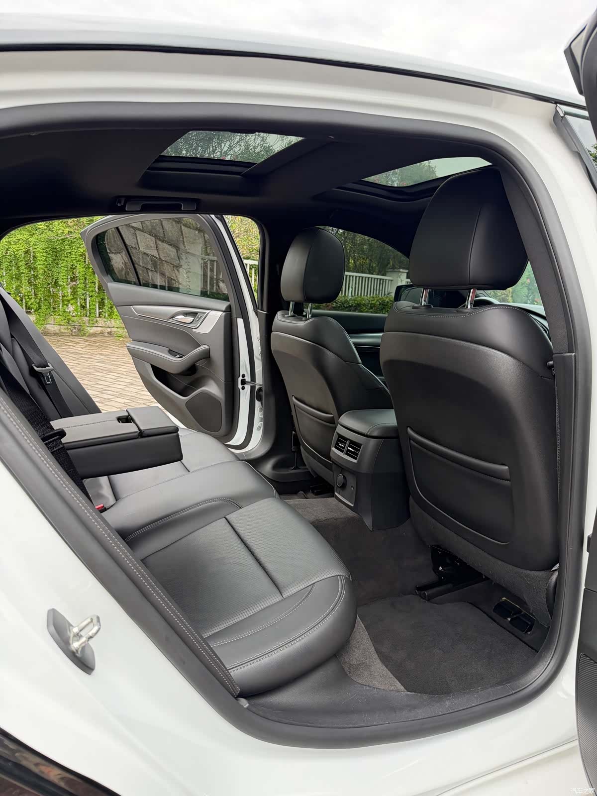 Cadillac CT5, 2021 11