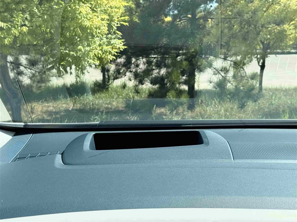 Buick Century, 2024 30