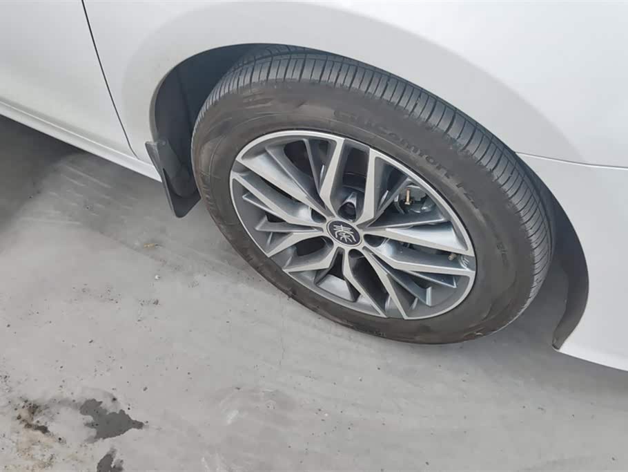 BYD Qin Yuan