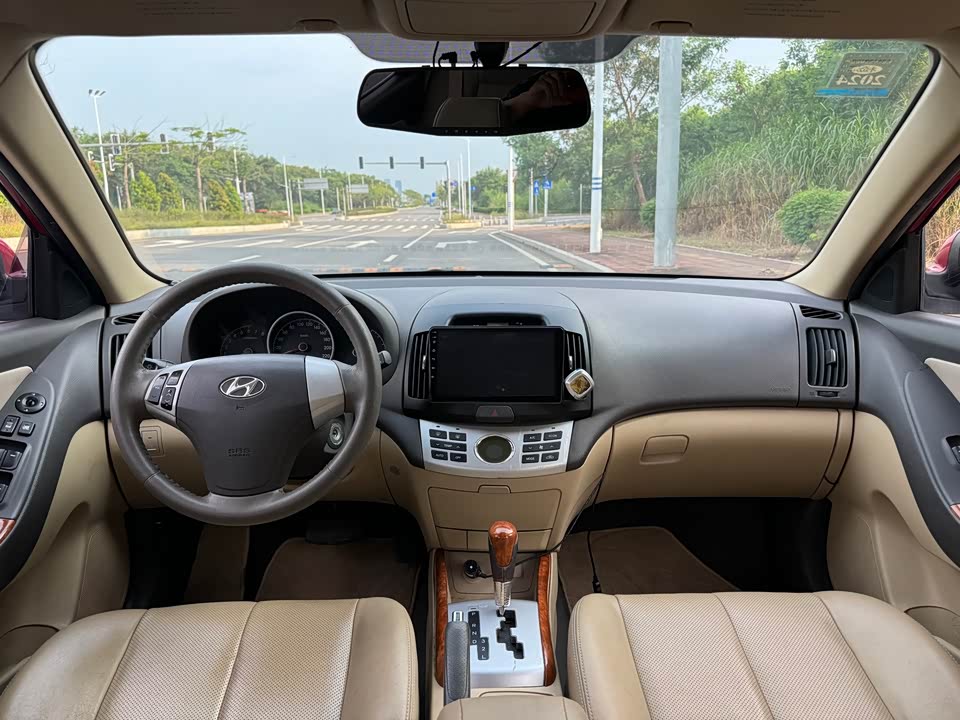 Hyundai Yuedong